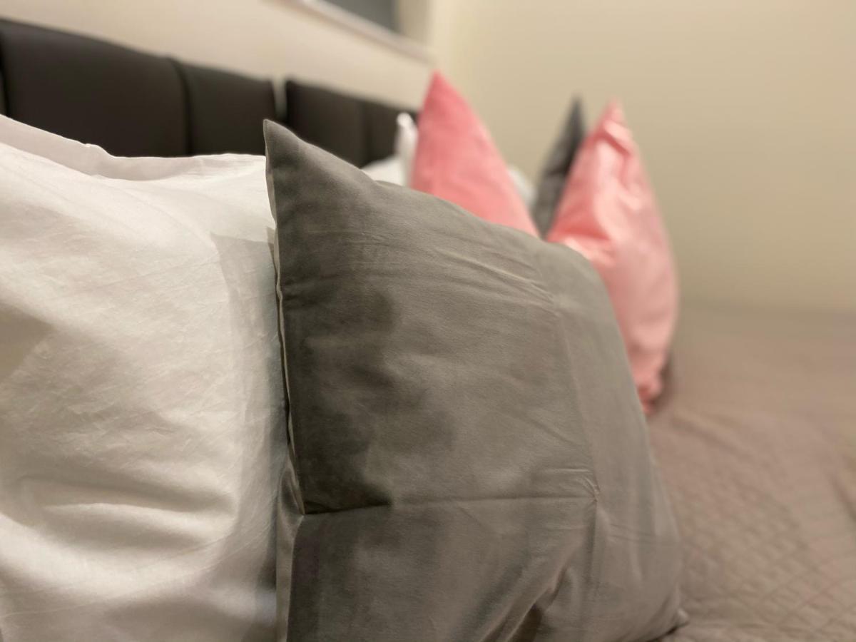 Amazing 2 Bed 2 Bath Private Apartment Watford  Eksteriør bilde